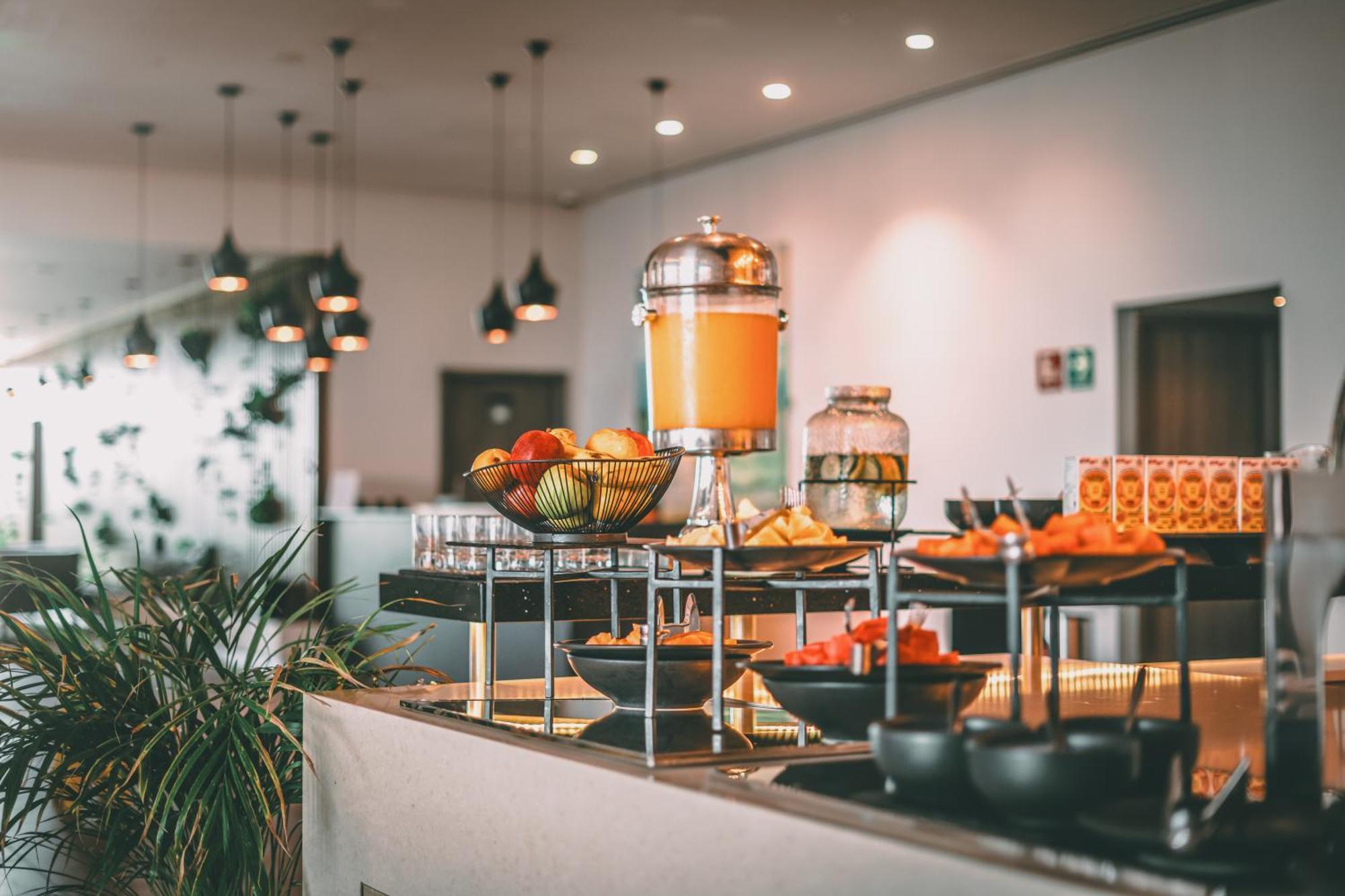 Aken Mind Merida Hotel Екстериор снимка